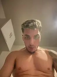 litlleboyeus webcam model stream image