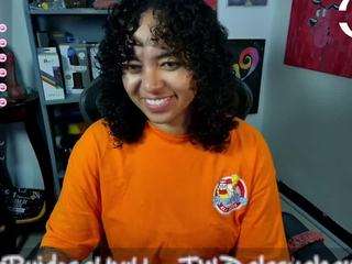 alesyahampton webcam model stream image