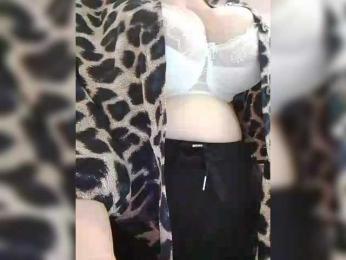 EVIL_TITS webcam model stream image