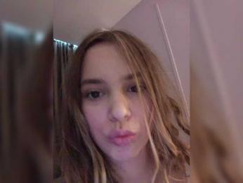 murmishka webcam model stream image