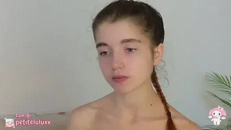petiteluluxx webcam model stream image