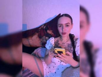 Italianka webcam model stream image