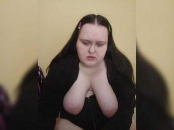 Mashenka_baby webcam model stream image