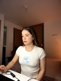 ShelbyHagen webcam model stream image