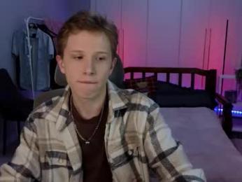 artycropp webcam model stream image