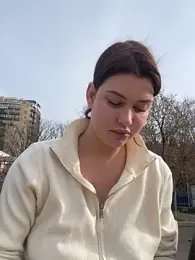 KikiWatson webcam model stream image