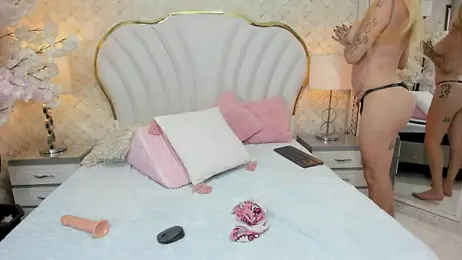 AtenaDoll_ webcam model stream image