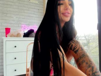 BritneyCharm webcam model stream image