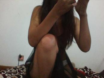 PrettyLie webcam bongacams model stream image