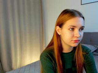 Chanel Bondi webcam model stream image