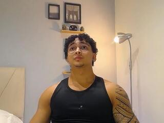 Adonis Dlh webcam model stream image