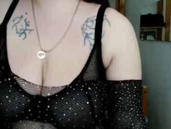 leila_beayte_ webcam model stream image