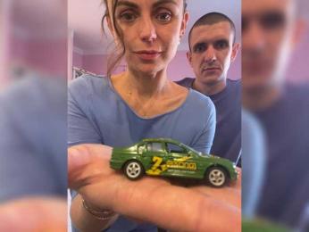 Easy-Li webcam bongacams model stream image