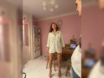 Easy-Li webcam bongacams model stream image