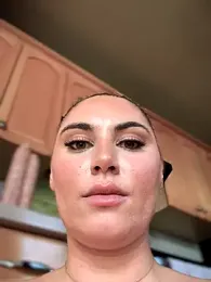 lovely_beast webcam model stream image