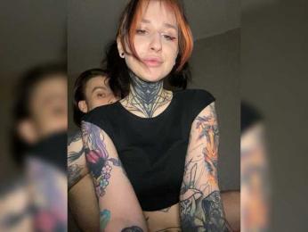 shnesyne webcam model stream image