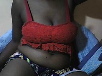 pussyblacky webcam model stream image