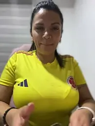 Milff_parkerrr webcam model stream image