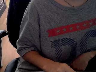 sunny-girl18 webcam model stream image