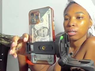 anitahlitman webcam model stream image