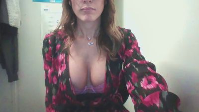 EmmaLoren webcam model stream image