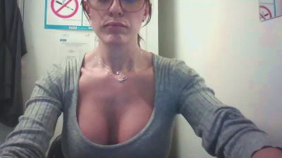 EmmaLoren webcam model stream image