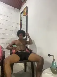 Larry-n-clouds webcam model stream image