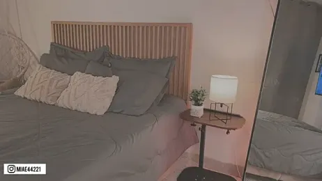 Little_Emma_11 webcam stripchat model stream image