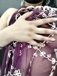 sexyy_nidhii webcam stripchat model stream image