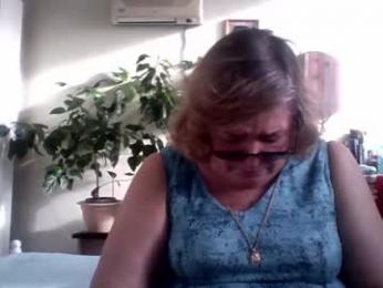 flowerlover8 webcam model stream image