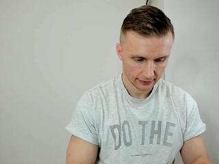 Macvay webcam model stream image