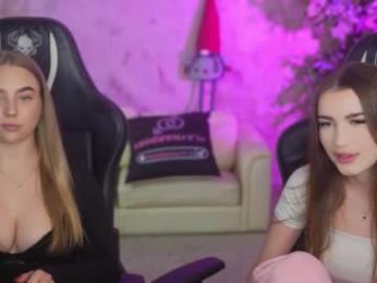 bright_diamonds_054 webcam model stream image