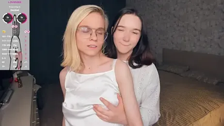 KarinStfleur webcam model stream image