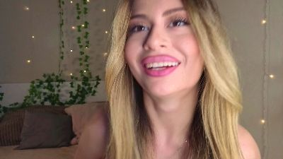 TateEvett webcam model stream image