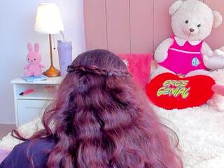 Bella Fontana webcam model stream image