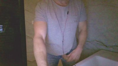 queue22 webcam model stream image