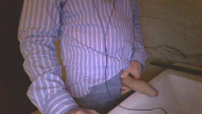 queue22 webcam model stream image