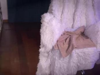 evianwayne webcam model stream image