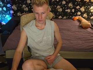 blondboylive webcam model stream image