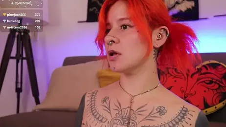 Daarlene webcam model stream image