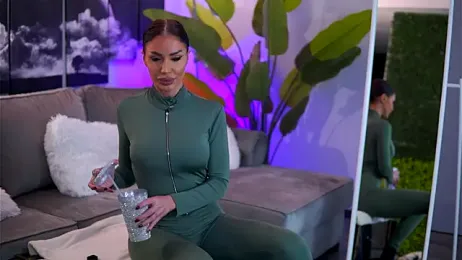 RaquelleVon webcam model stream image