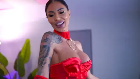 RaquelleVon webcam model stream image