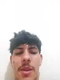 eu_poseison webcam model stream image