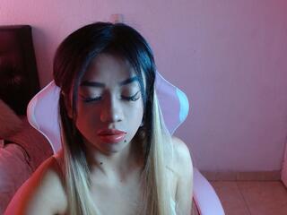 Zahara Velour webcam model stream image