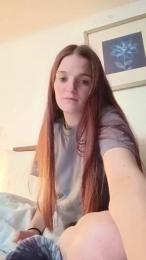 Lilbbyfreak webcam model stream image