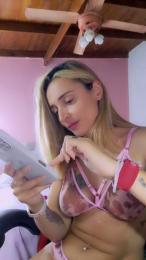 Shirlita2 webcam model stream image