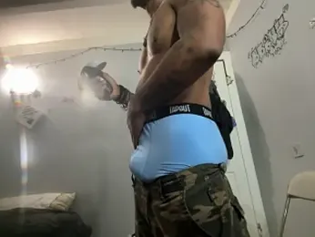 TheRealMrDLlong webcam model stream image