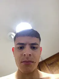fresdyhot webcam model stream image