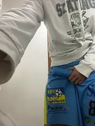 fresdyhot webcam stripchat model stream image