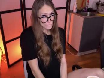 milana_sexwife webcam model stream image